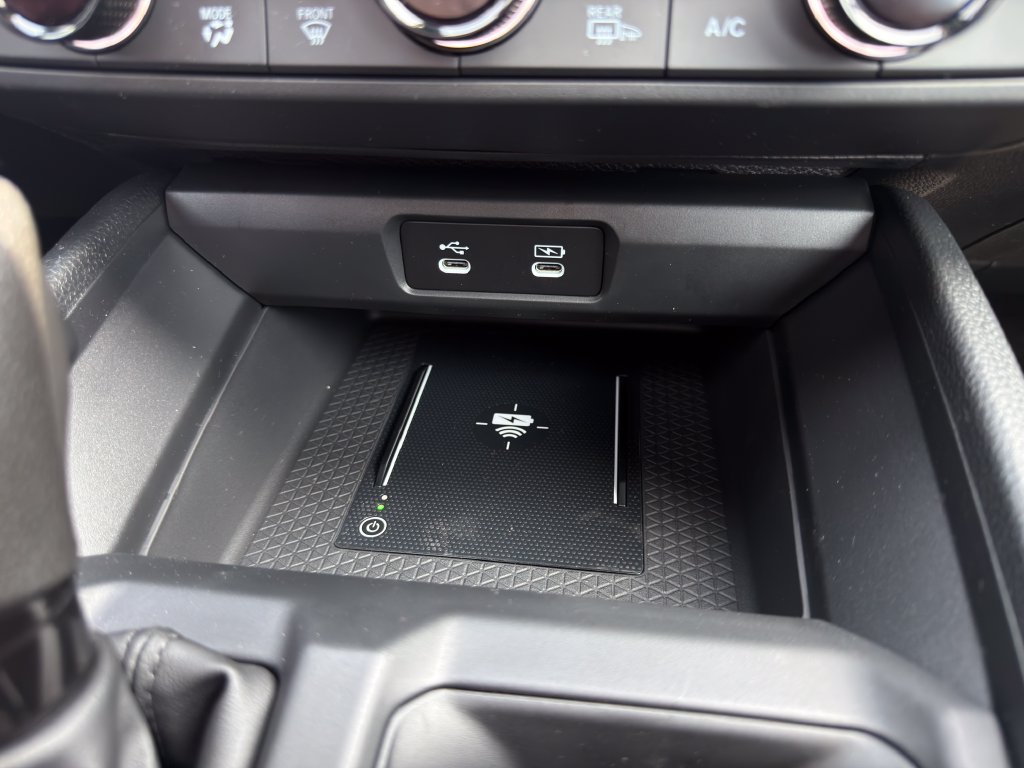 New 2026 Urban Gray Pearl Honda SE image 32