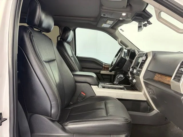 Used 2018 White Platinum Clearcoat Metallic Ford Lariat image 42