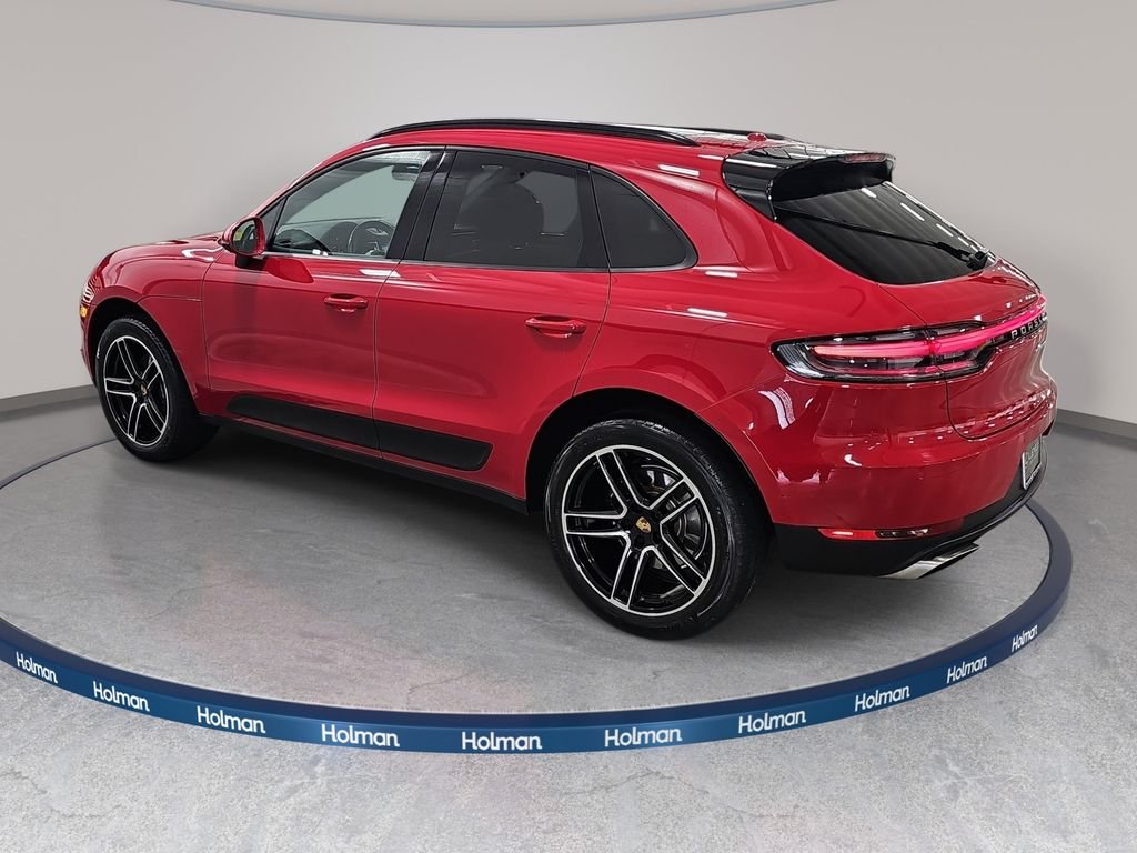 Used 2021  Porsche Base image 9