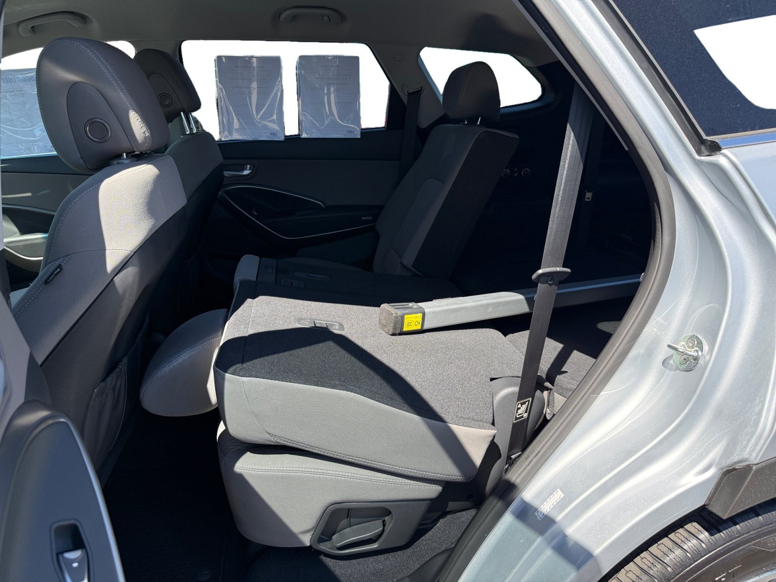 Used 2017 Circuit Silver Hyundai SE image 16