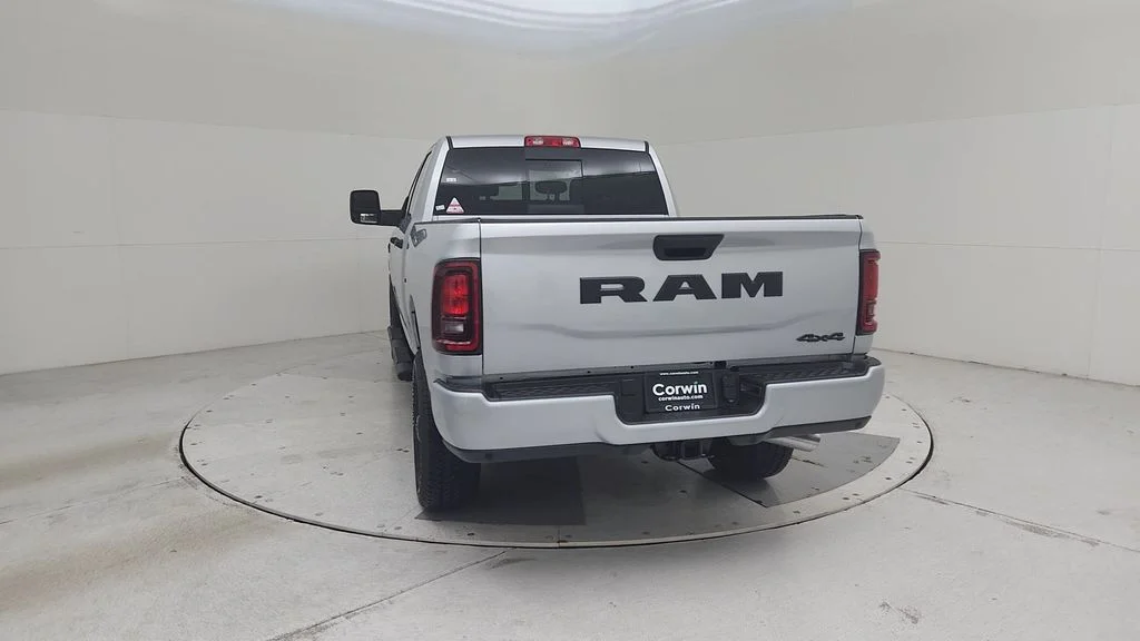 2026 RAM 2500 Tradesman/Black Express - Photo 12