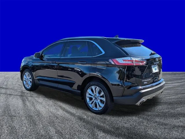 Certified Used 2022 Agate Black Metallic Ford Titanium image 6