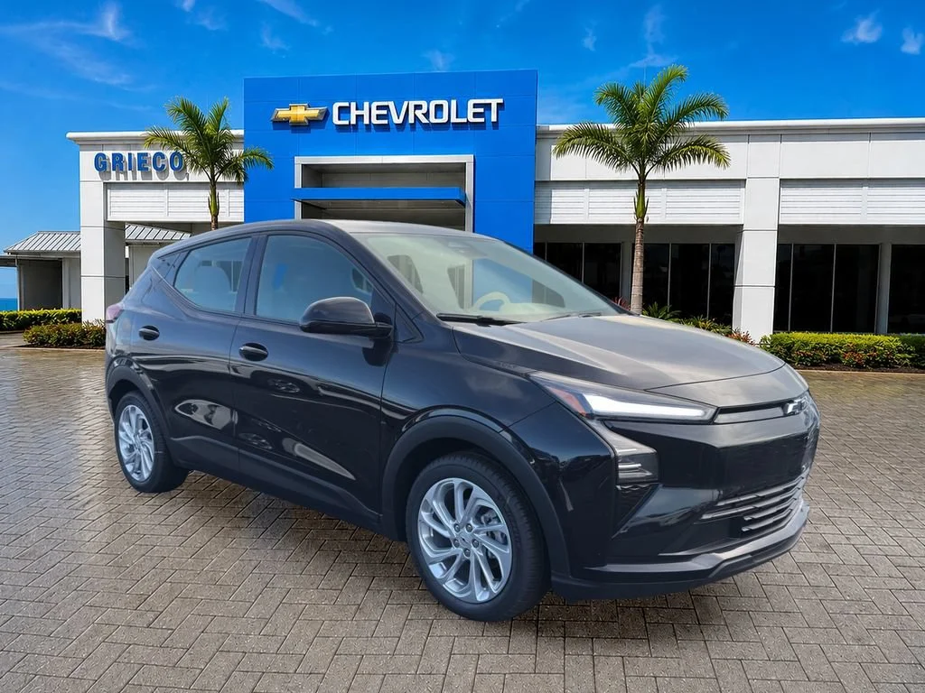 New 2027 Mosaic Black Metallic Chevrolet LT image 1