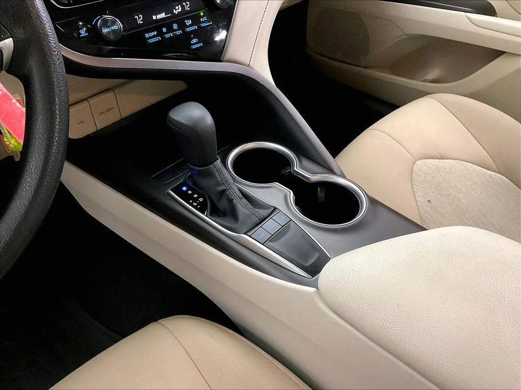 2024 Toyota Camry LE - Photo 19
