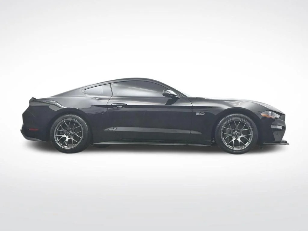Used 2021 Shadow Black Ford GT image 33