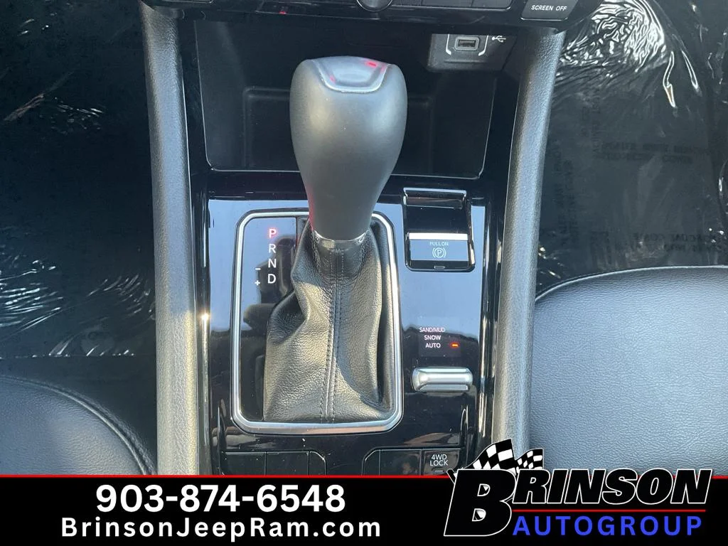 Used 2024 White Jeep Limited image 27