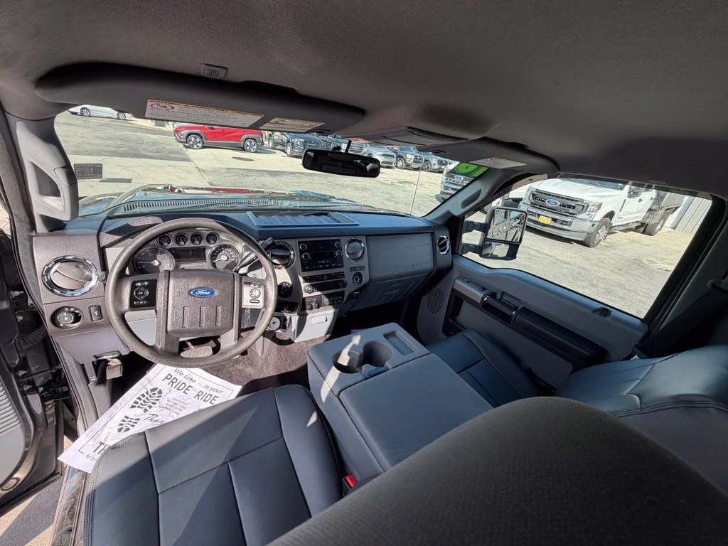 Used 2016 Gray Ford XLT image 20