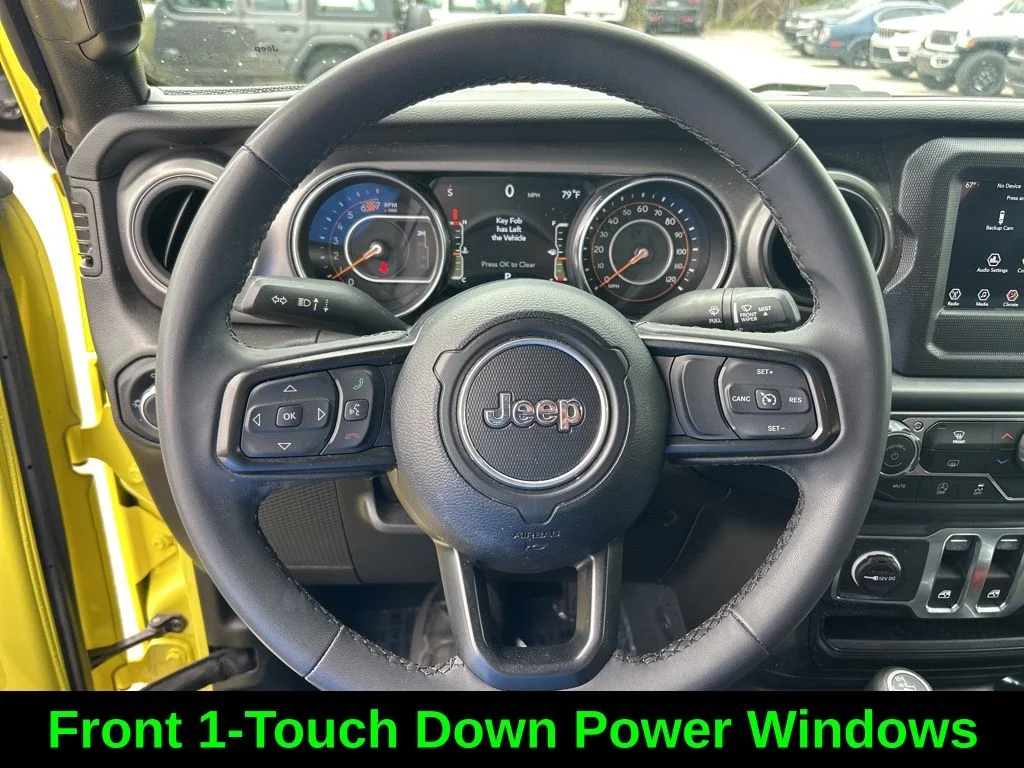 Used 2023 Yellow Jeep Sport S image 17