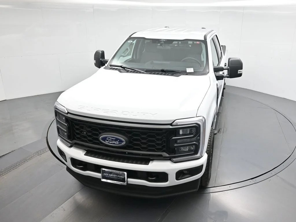 New 2026 White Ford XL image 34
