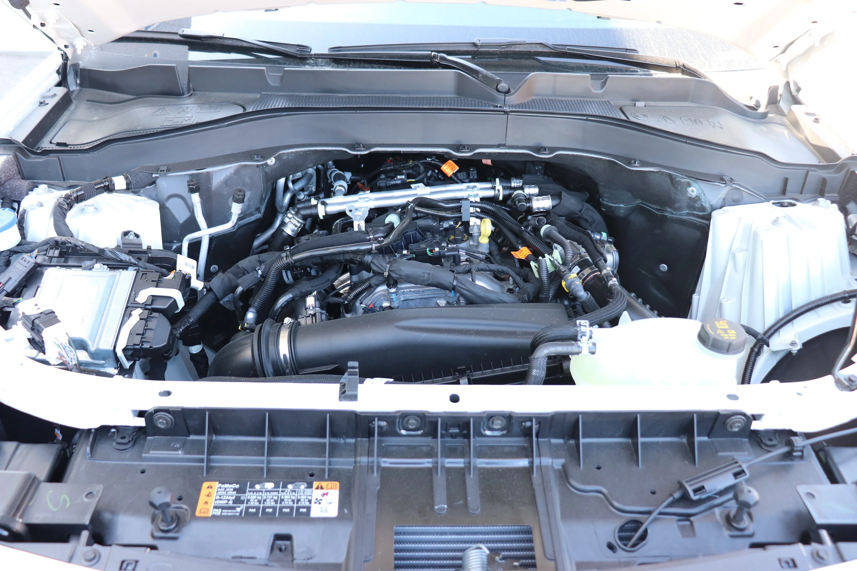 New 2026 STAR WHITE MET TRI-COAT Ford Active w/200A Pkg image 7