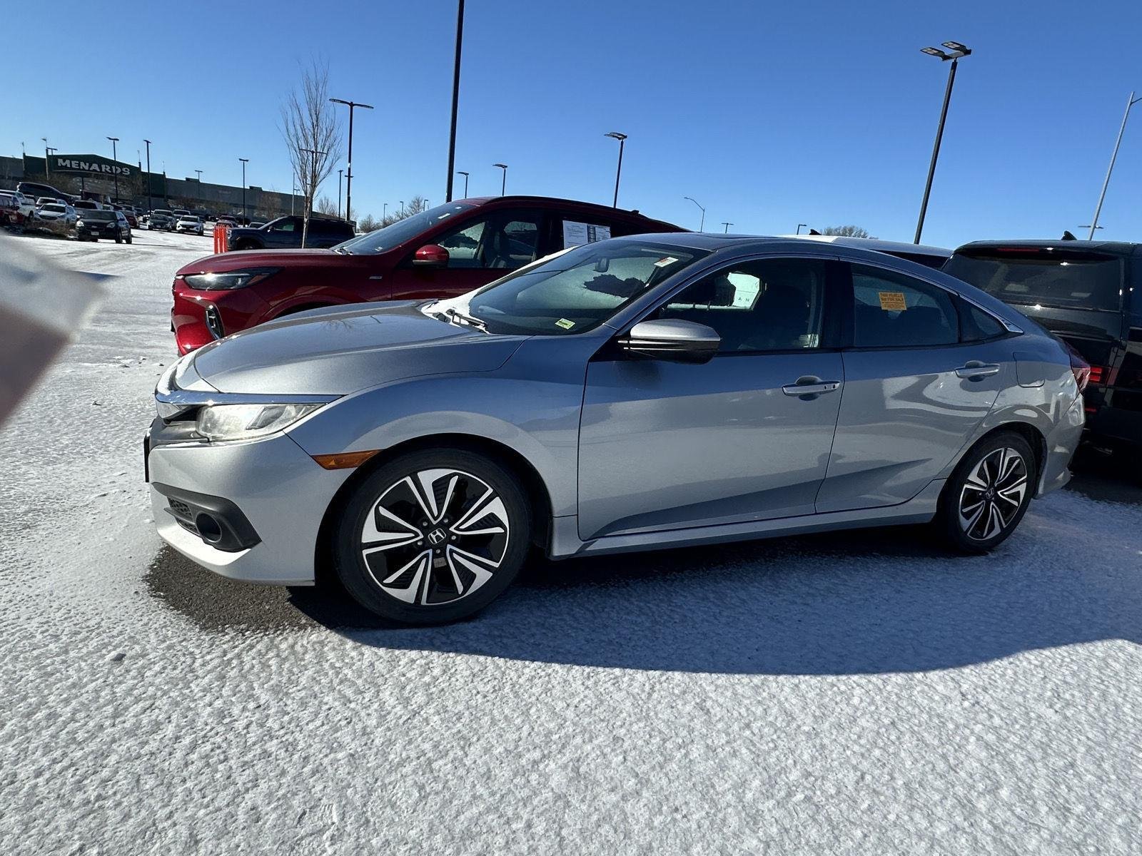 Used 2016 Honda Civic EX-T with VIN 19XFC1F32GE042728 for sale in Kansas City