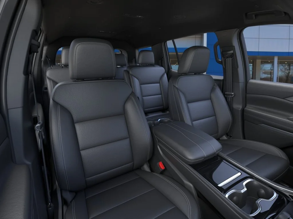 New 2027 Summit White Chevrolet LT image 16