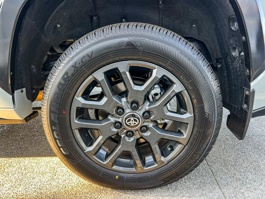 2026 Toyota Sequoia Platinum - Photo 9