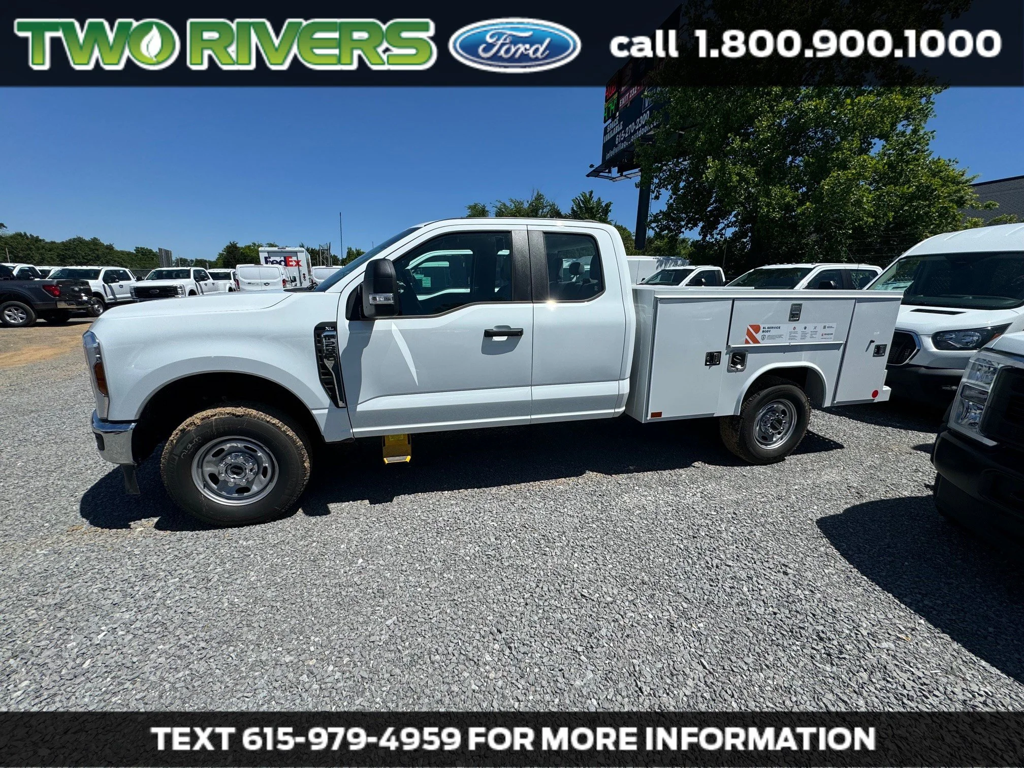 2025 Ford F-250 XL 4x4 SuperCab 8' Box's photo