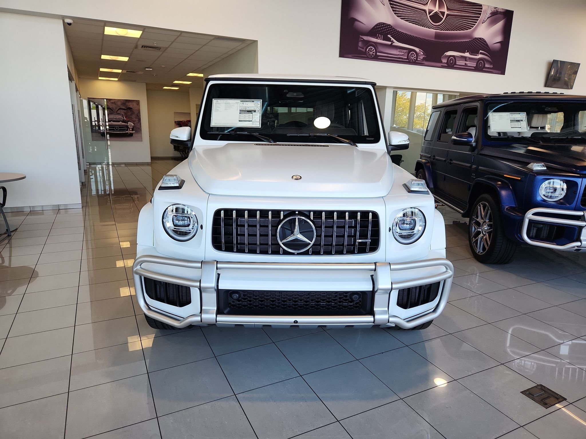 New 2027 MANUFAKTUR Moonlight White Magno Mercedes-Benz AMG® G 63 image 3