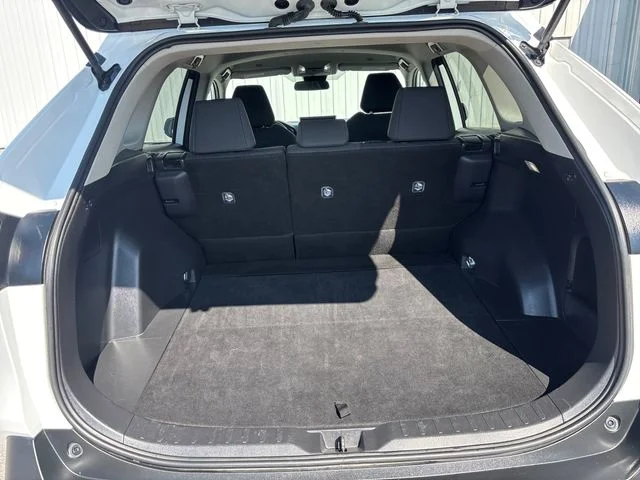 Used 2025 White Toyota LE image 21