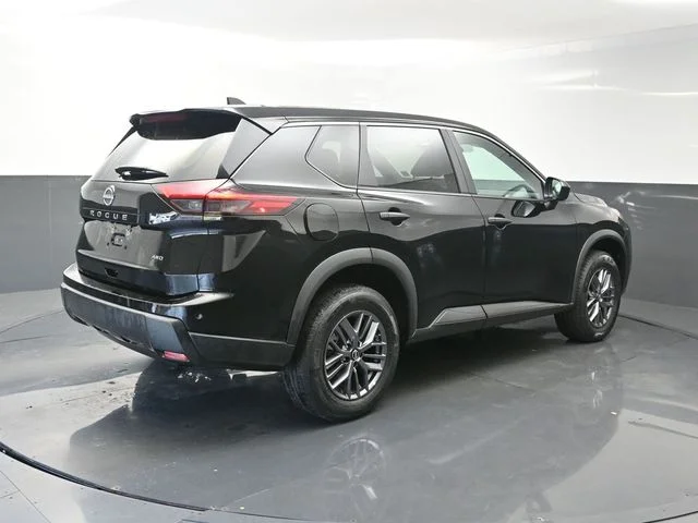 Used 2024 Black Nissan S image 7