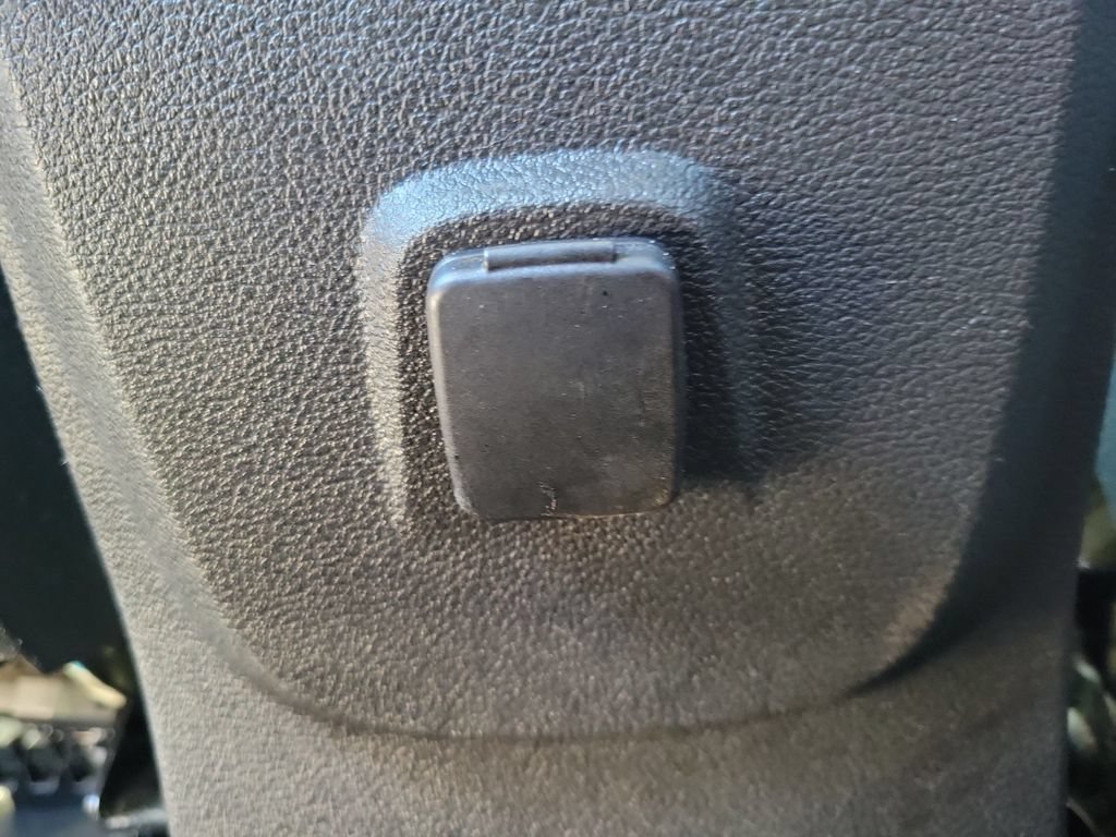 Used 2019 Black Ford SE image 14