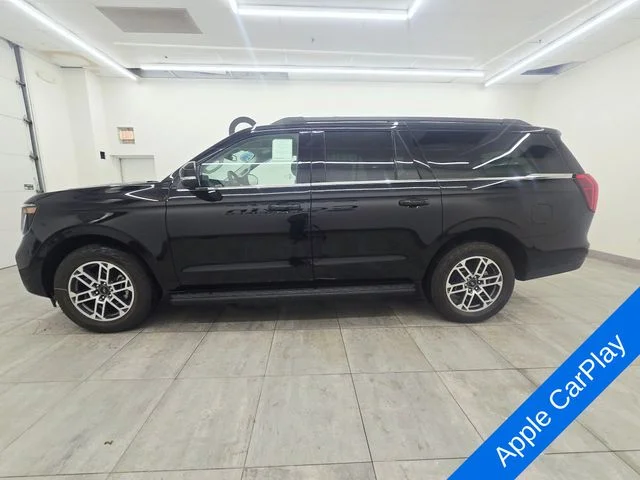 New 2026 Agate Black Metallic Ford MAX Active image 2