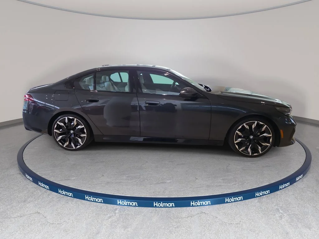 Used 2026 Dark Graphite Metallic BMW 530i xDrive image 6