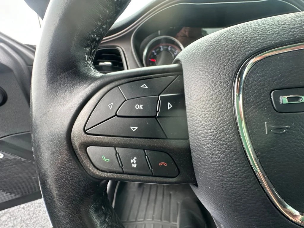 Used 2023 Gray Dodge SXT image 28