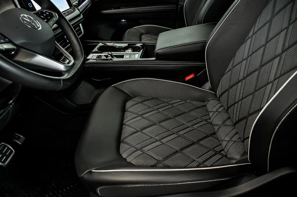 2026 Volkswagen Atlas SEL Premium R-Line - Photo 11