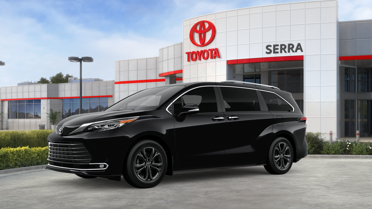 New 2026 Midnight Black Metallic Toyota Platinum image 3