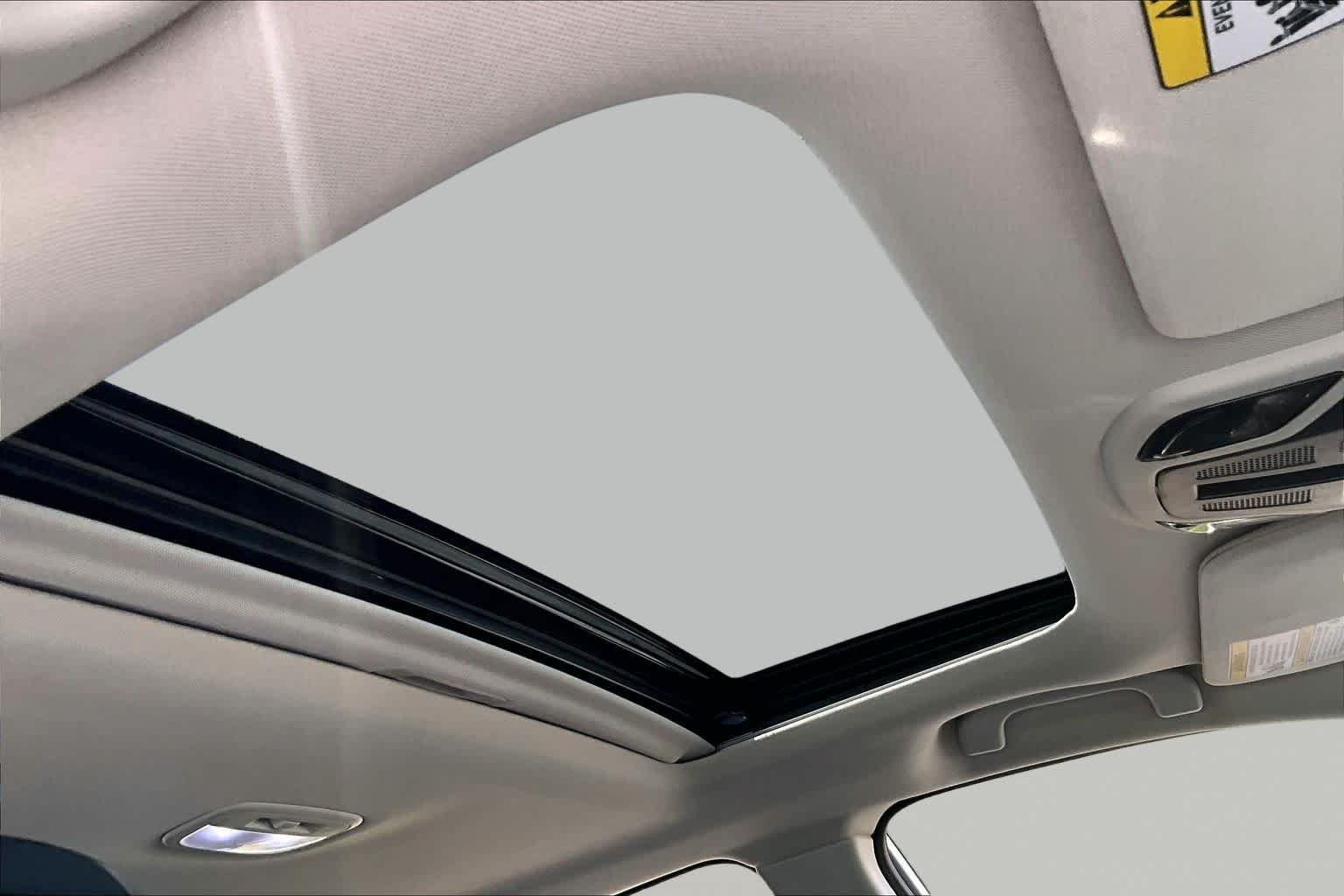 Used 2025 Crystal White Pearl Subaru Sport image 14