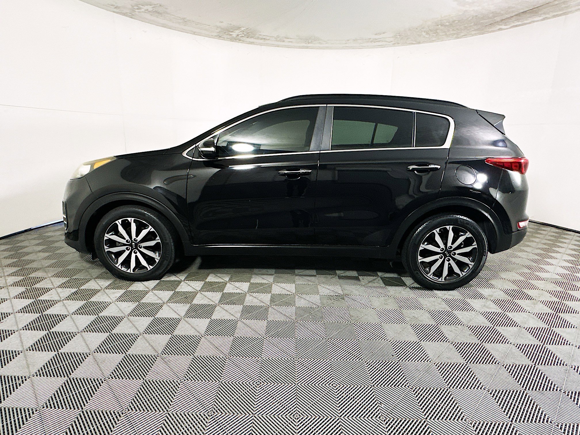 2019 Kia Sportage thumbnail 8