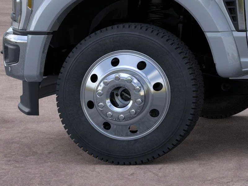 New 2026 Glacier Gray Metallic Tri-Coat Ford Lariat image 19