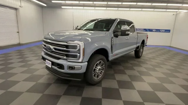 New 2026 Glacier Gray Metallic Tri-Coat Ford F-350® Platinum® image 4