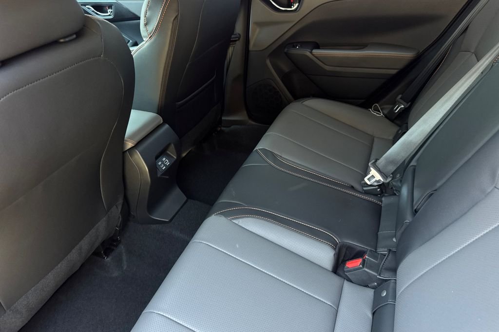 New 2026 SAPPHIRE BLUE PEARL Subaru Limited Hybrid image 15