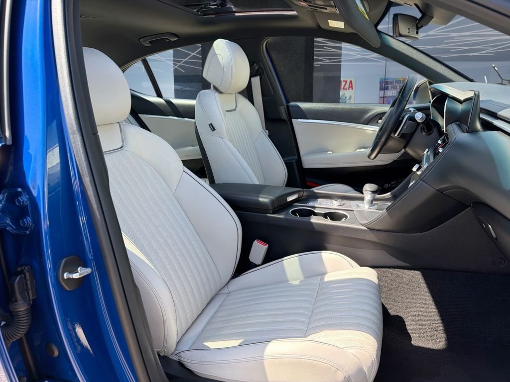 Used 2025 Blue Genesis 3.3T Sport Advanced image 26