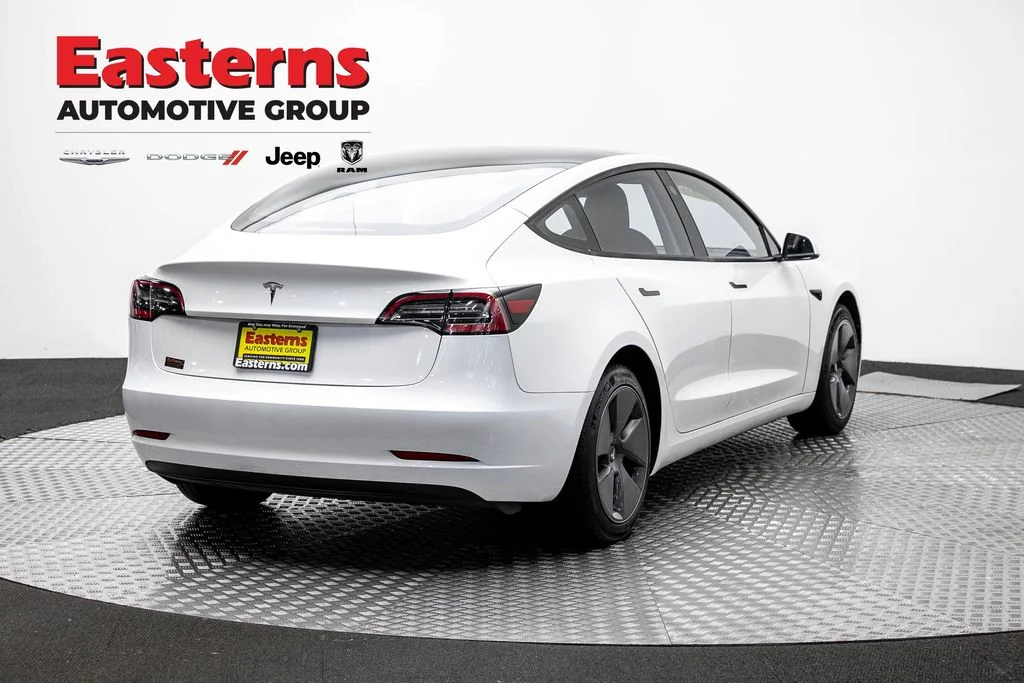 Used 2023 White Tesla Base image 6