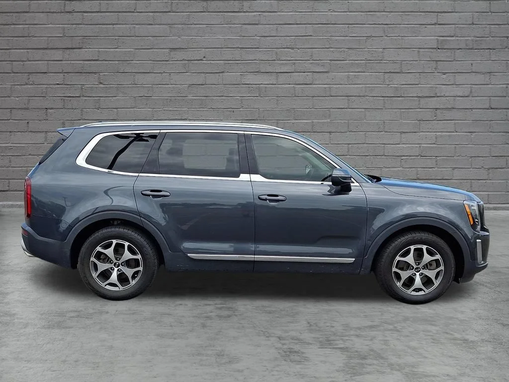 Used 2020 Gray Kia EX image 13