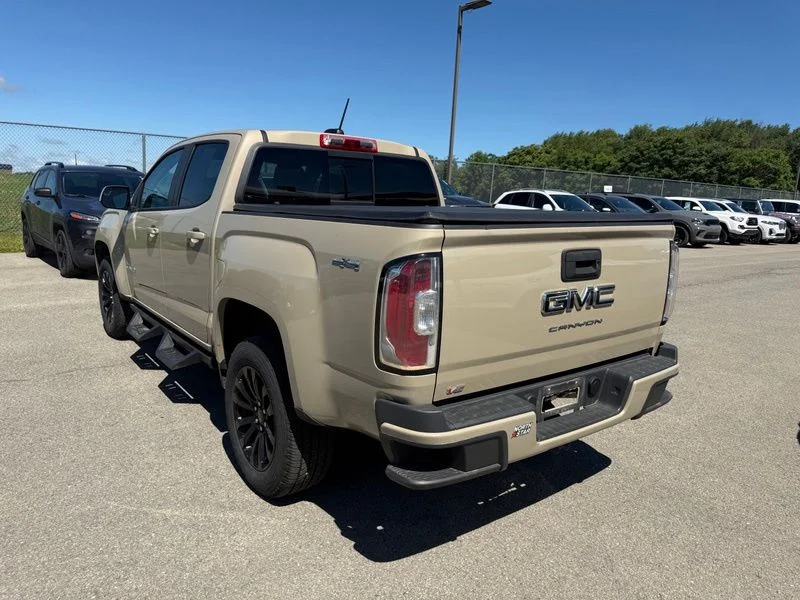 Used 2022 Beige GMC Elevation image 7