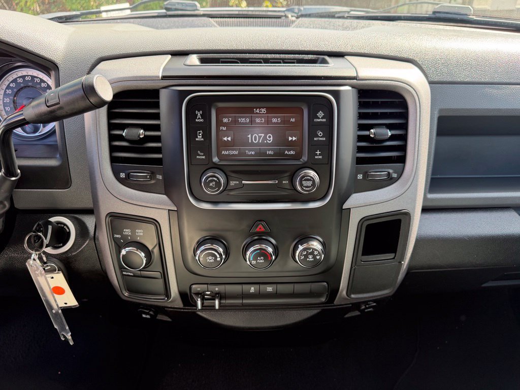 Used 2015 Silver Ram Tradesman image 21