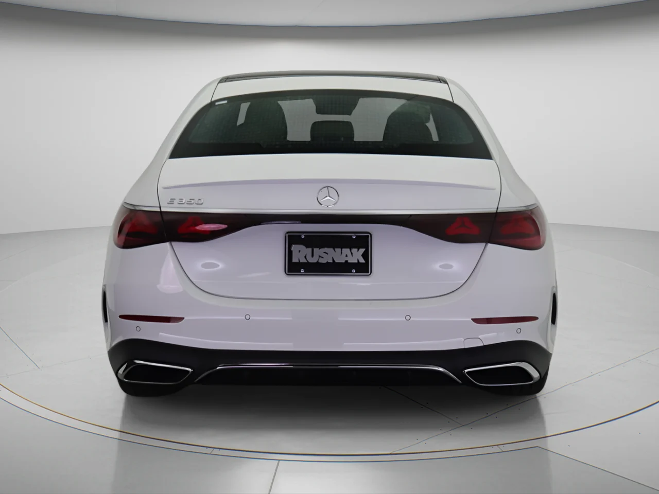 New 2026 Polar White Mercedes-Benz E 350 image 3