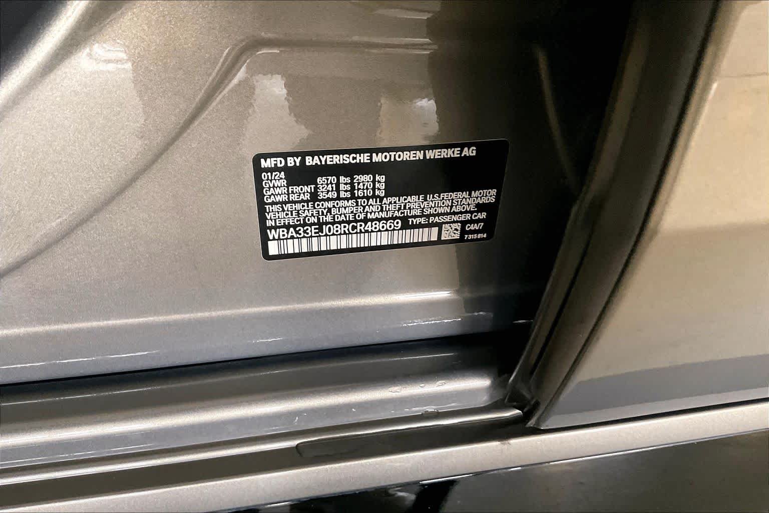 Certified Used 2024 Oxide Grey Met BMW 760i xDrive image 32