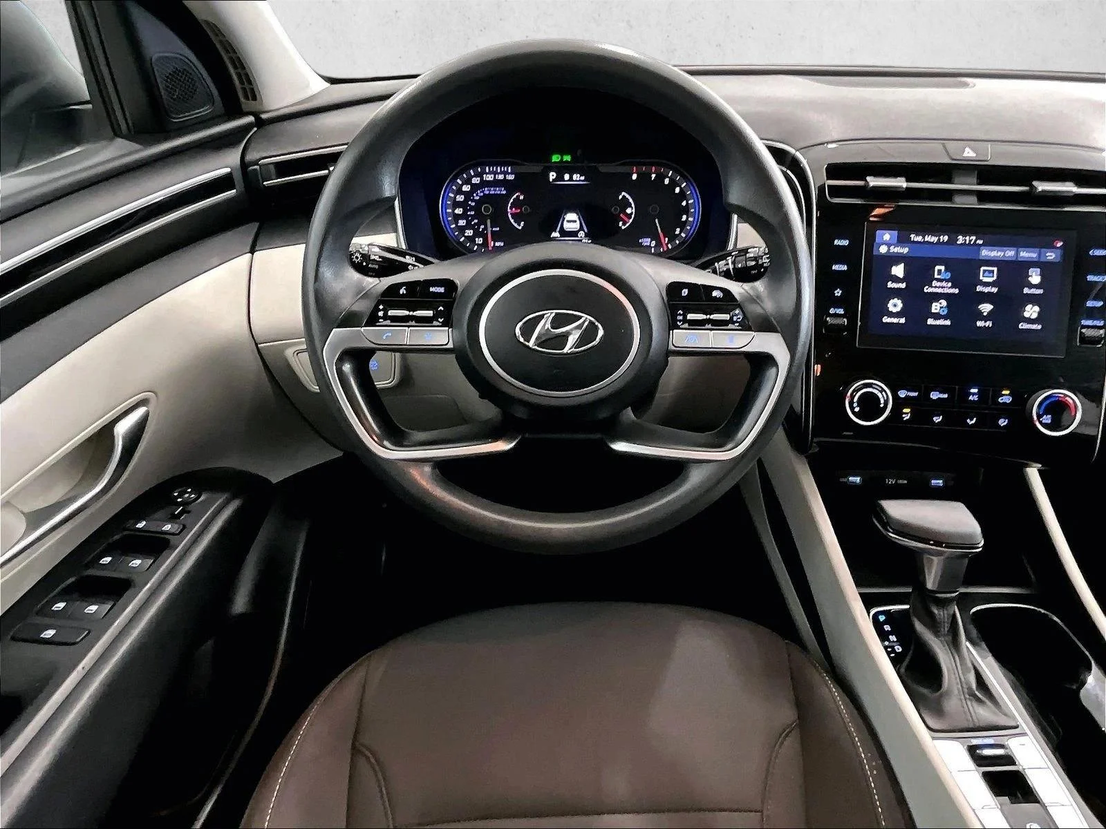 Used 2022 Shimmering Silver Hyundai SEL image 7
