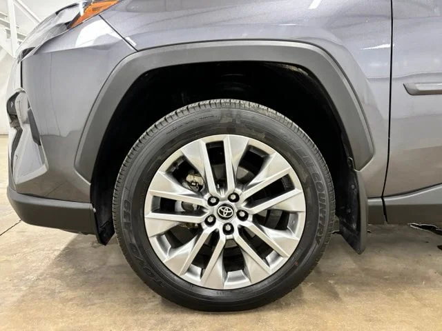 Used 2025 Gray Toyota Limited image 10