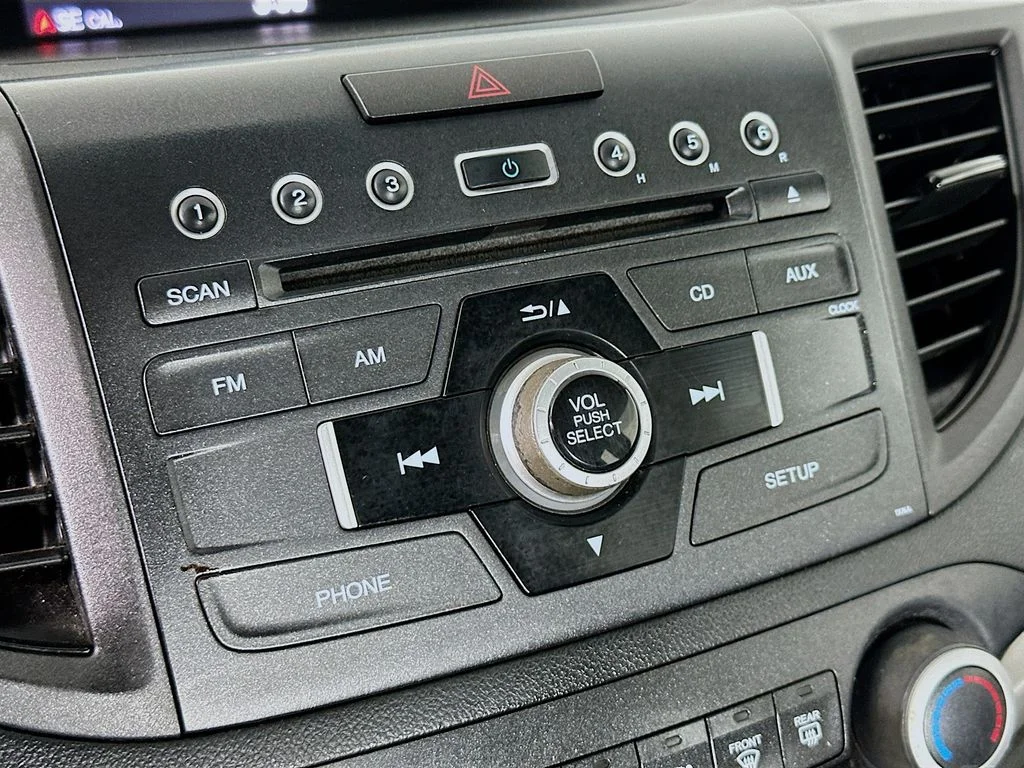 Used 2013  Honda LX image 15