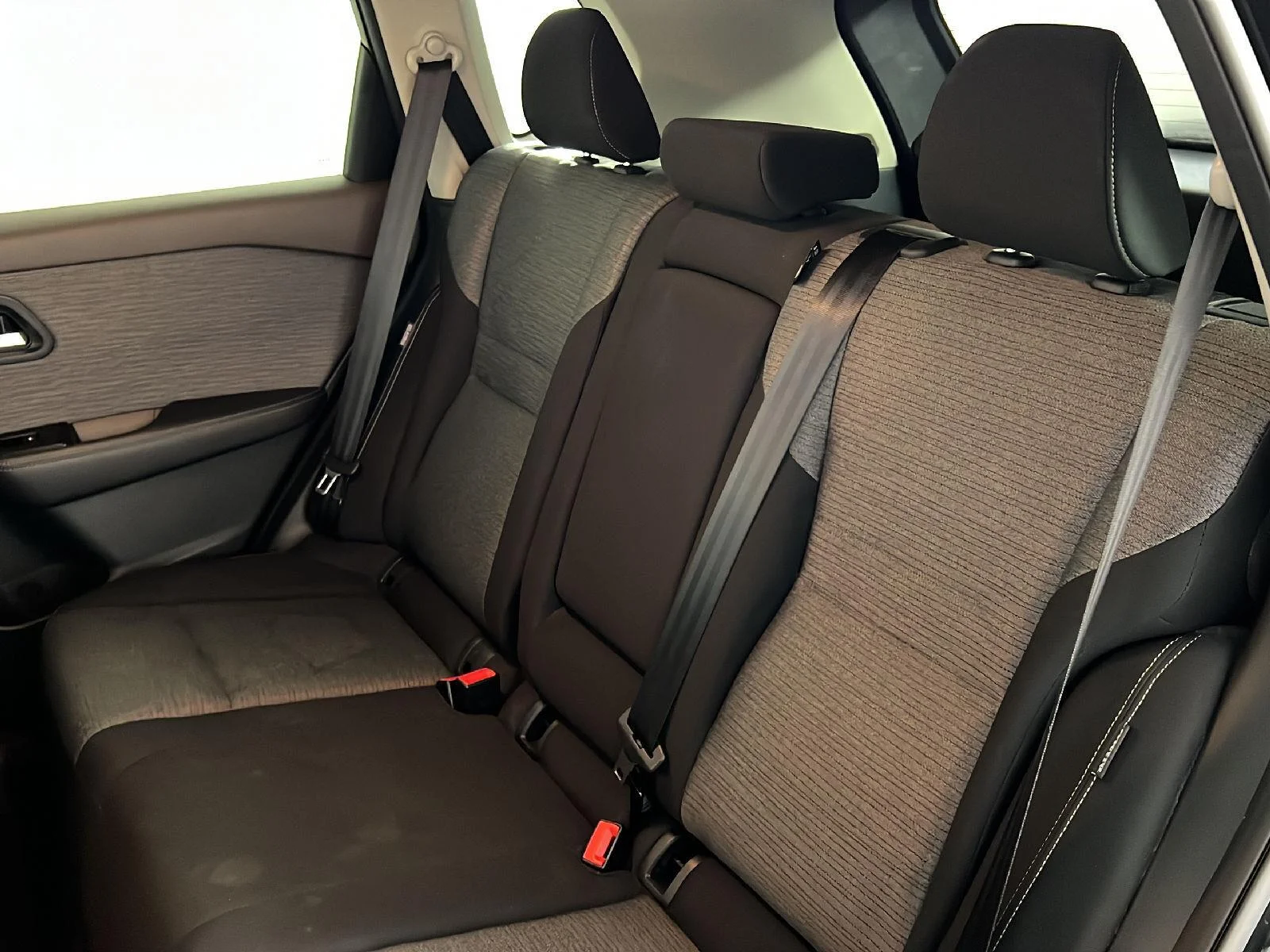 Used 2021 Super Black Nissan SV image 4