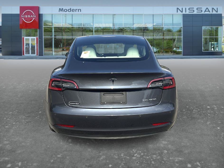Used 2022 Midnight Silver Metallic Tesla Long Range image 6