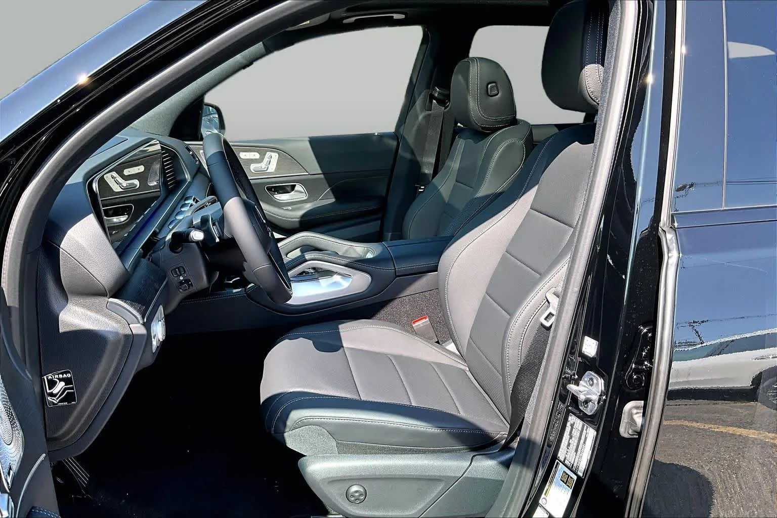 New 2026 040/Black Mercedes-Benz GLE 350 image 14