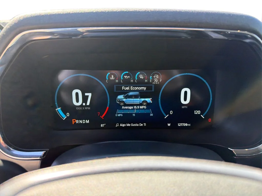 Used 2023 Iconic Silver Metallic Ford LARIAT image 16