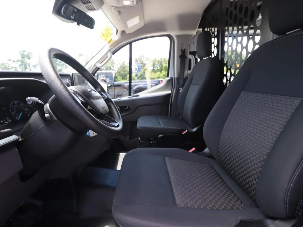 Used 2025 White Ford Base image 2