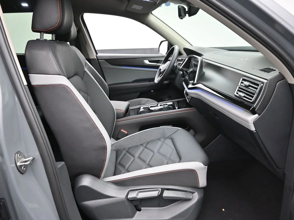 New 2026 Gray Volkswagen Peak Edition image 9