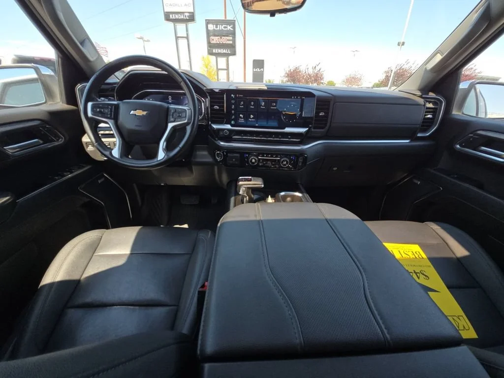 Used 2023 Summit White Chevrolet LTZ image 21