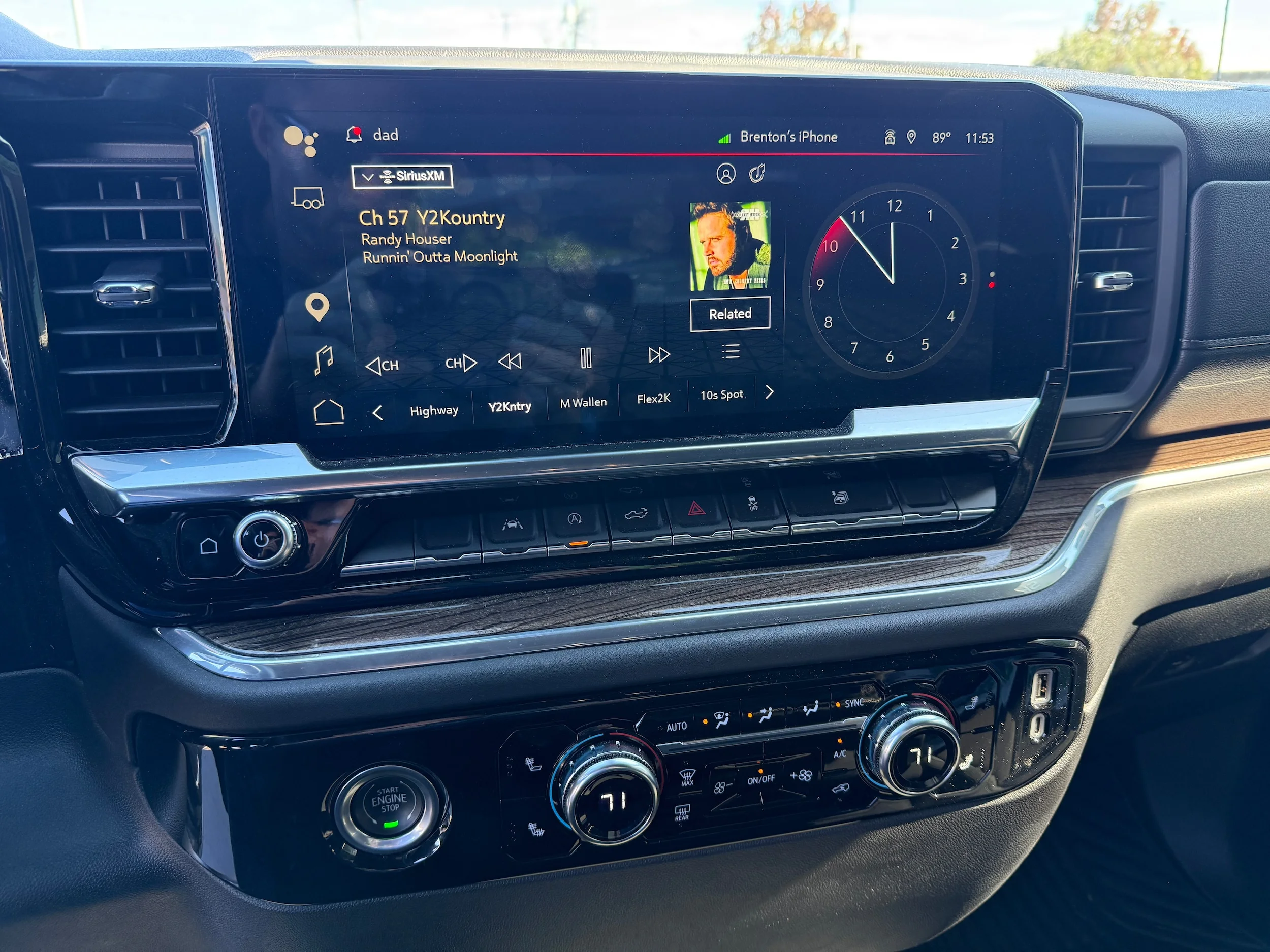 Used 2023 Sterling Metallic GMC Elevation image 18